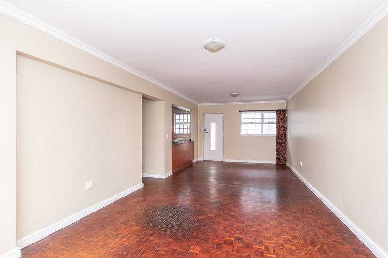 3 Bedroom Property for Sale in Sea Point Western Cape